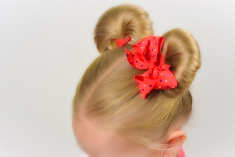 Minnie mouse ears hairsyle. Party hairstyle #6