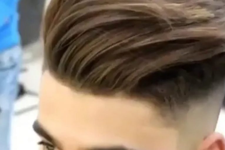 New Hairstyle 2020 Boy Long Hair✂️✂️||Hair Cut Style Of Boys✂️