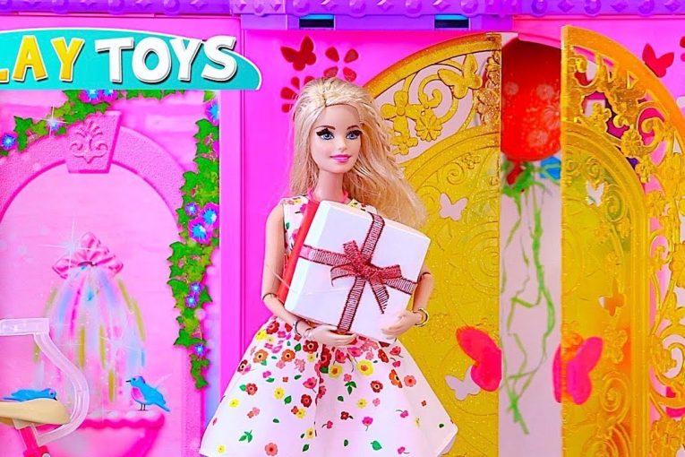 Barbie Doll Morning Routine Dress Up Pink Bedroom — Dolls Birthday Party w/ Presents by Play Toys!